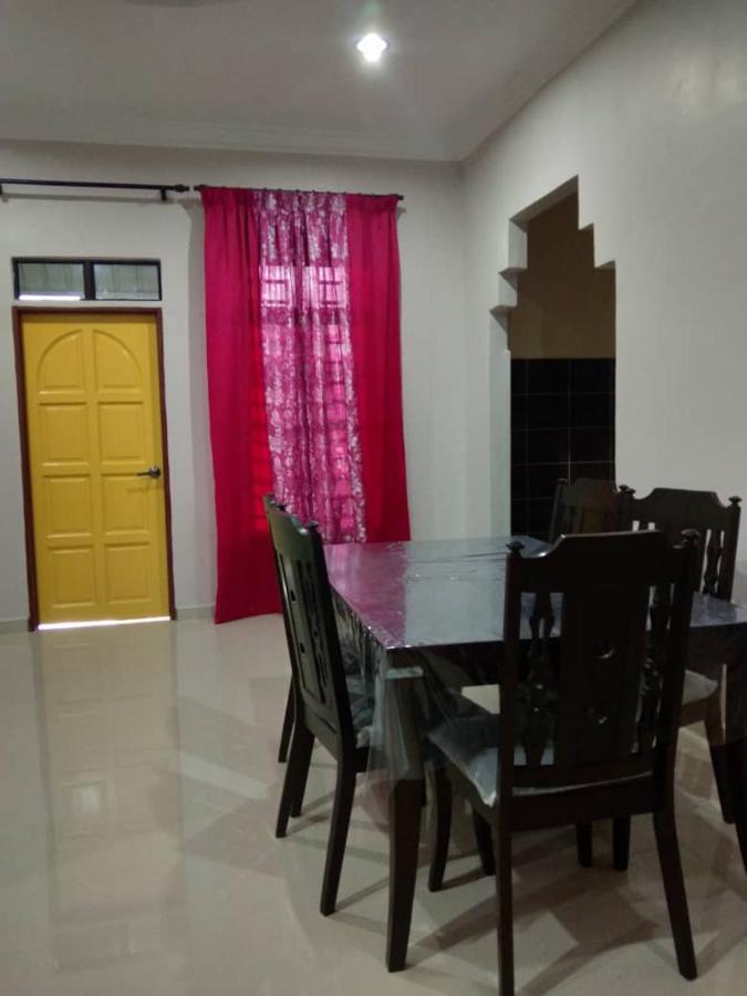 Homestay D Arynie Bukit Payong Luaran gambar